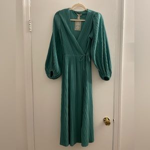 NWT H&M Midi Dress